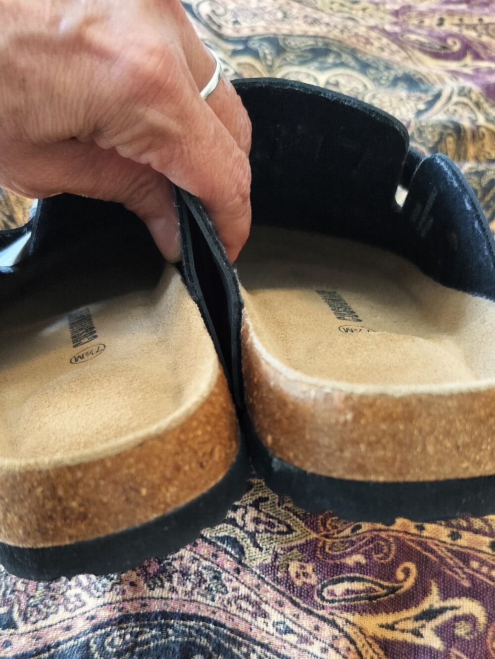 Cushionare HANA Women's 7½M Black Slip-On Clog - Picture 7 of 7